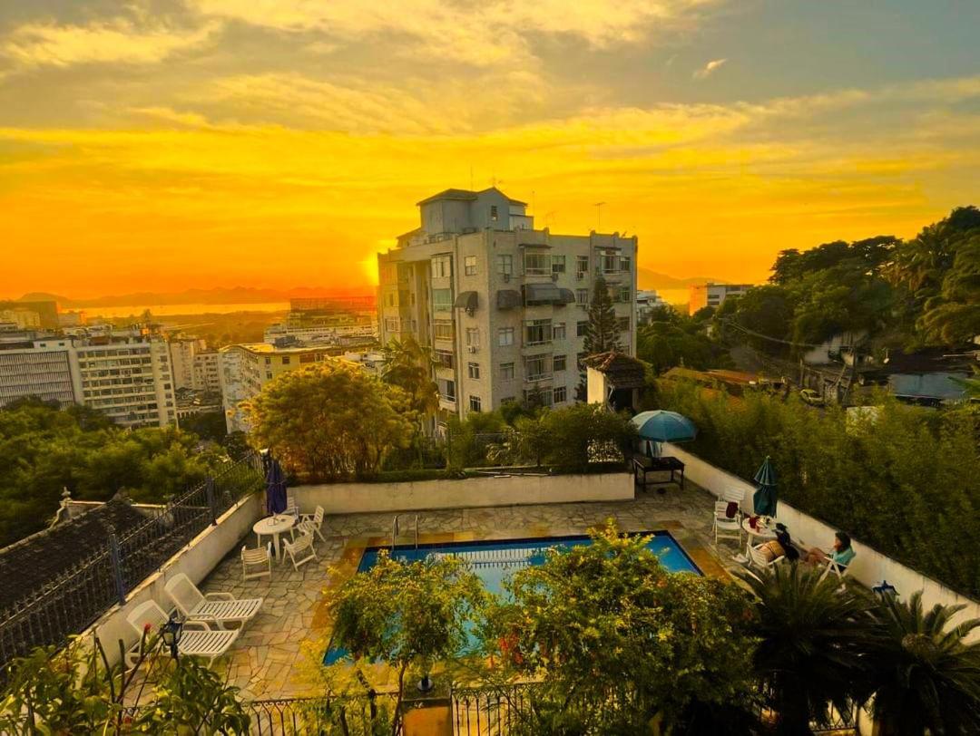 Hostel Sunrise Rio de Janeiro Bagian luar foto